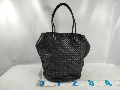 BOTTEGA VENETA Intrecciato Leather Bucket Black Tote Bag