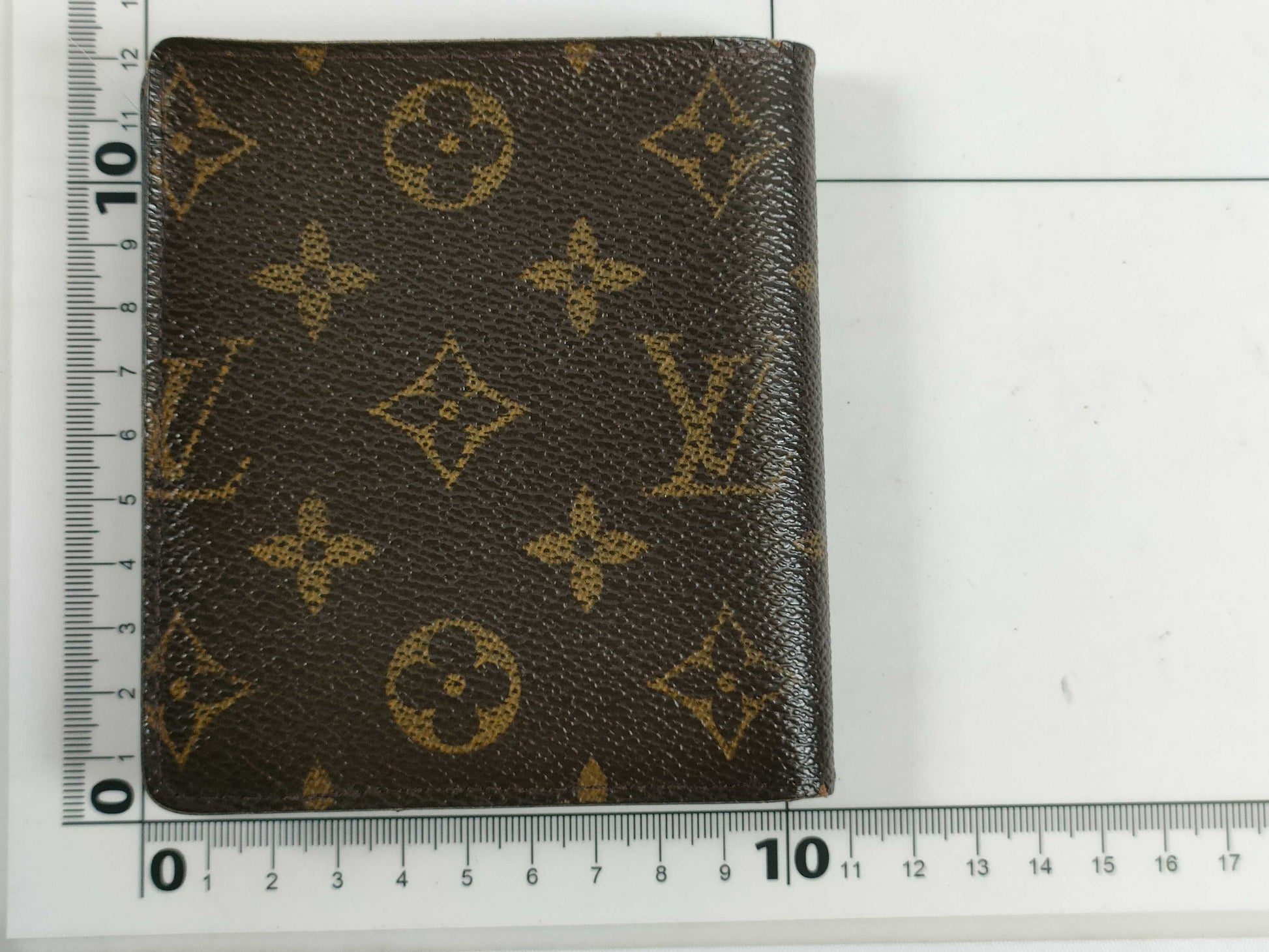 LOUIS VUITTON Monogram Wallet