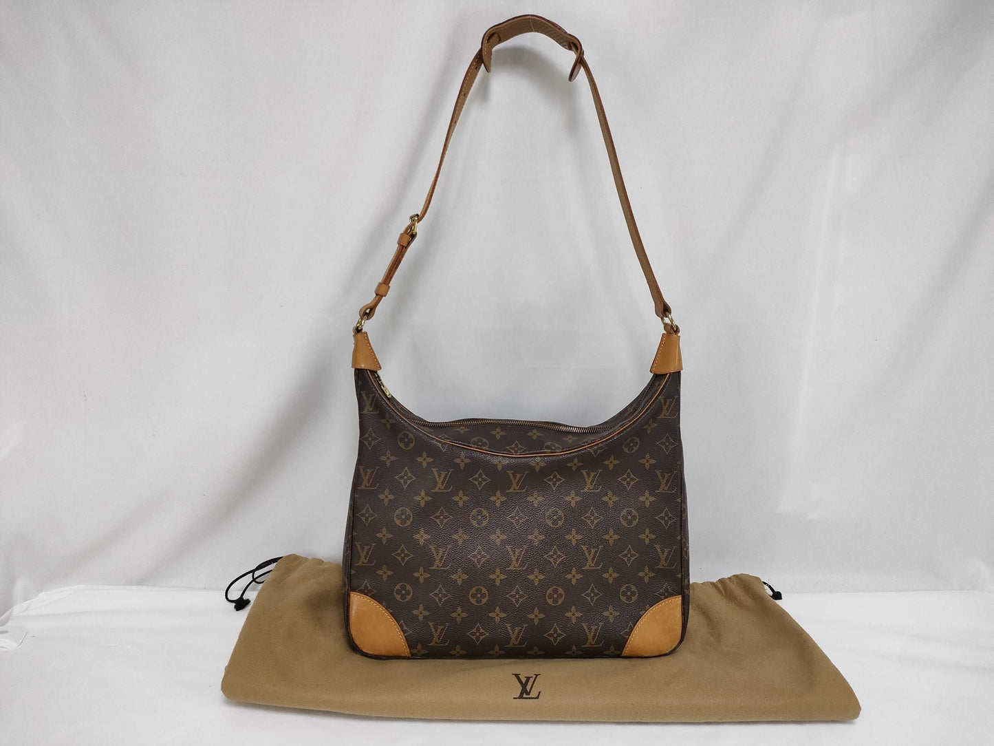 LOUIS VUITTON Monogram Shoulder Bag