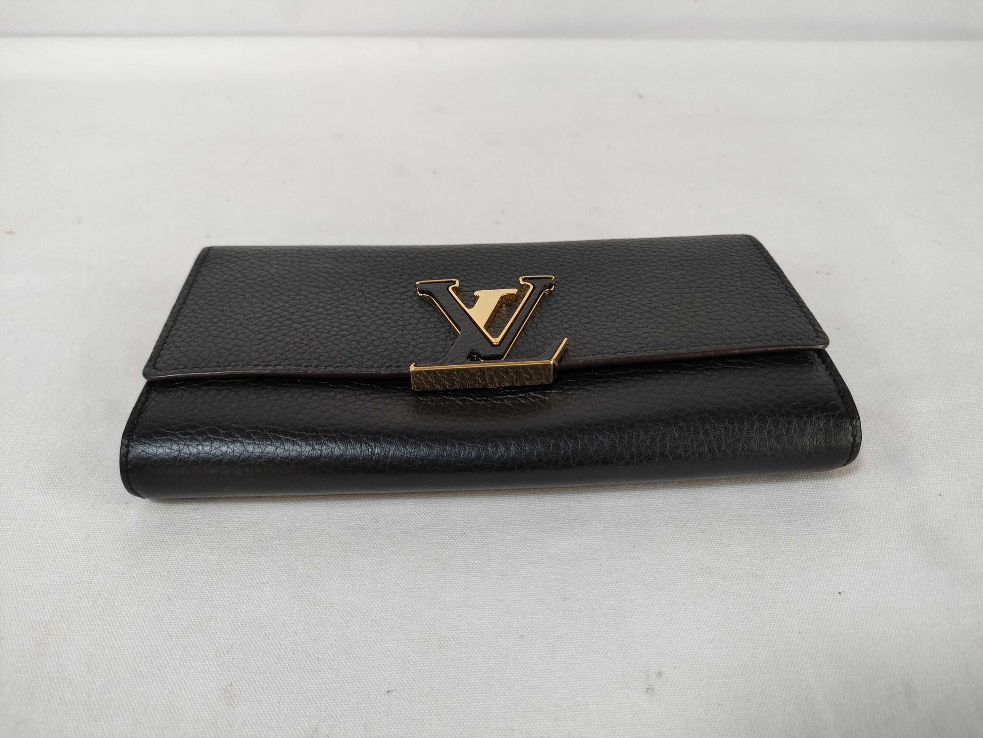 LOUIS VUITTON Portefeuille Capucines Black Long Wallet [Model Number] M61248 [Serial Number] RFID Unverified MI1137 Wallet