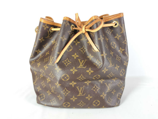 LOUIS VUITTON Monogram Louis Vuitton Drawstring Shoulder Bag Petit Noe M42226 Monogram AR0050 Shoulder Bag