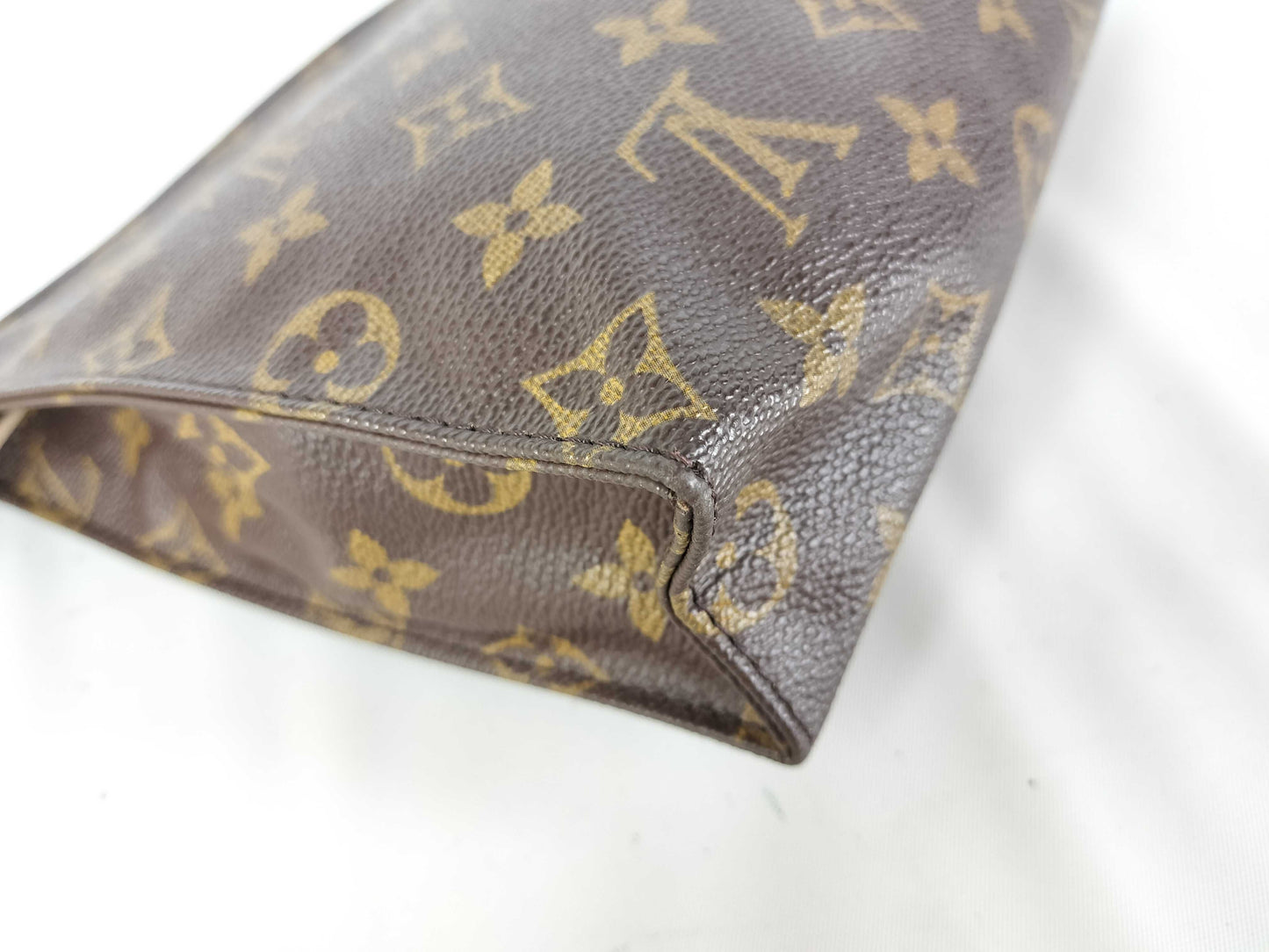 LOUIS VUITTON Monogram Louis Vuitton Pouch/Poche Toilette 26/M47542/Monogram/Unknown Engraving Second Bag