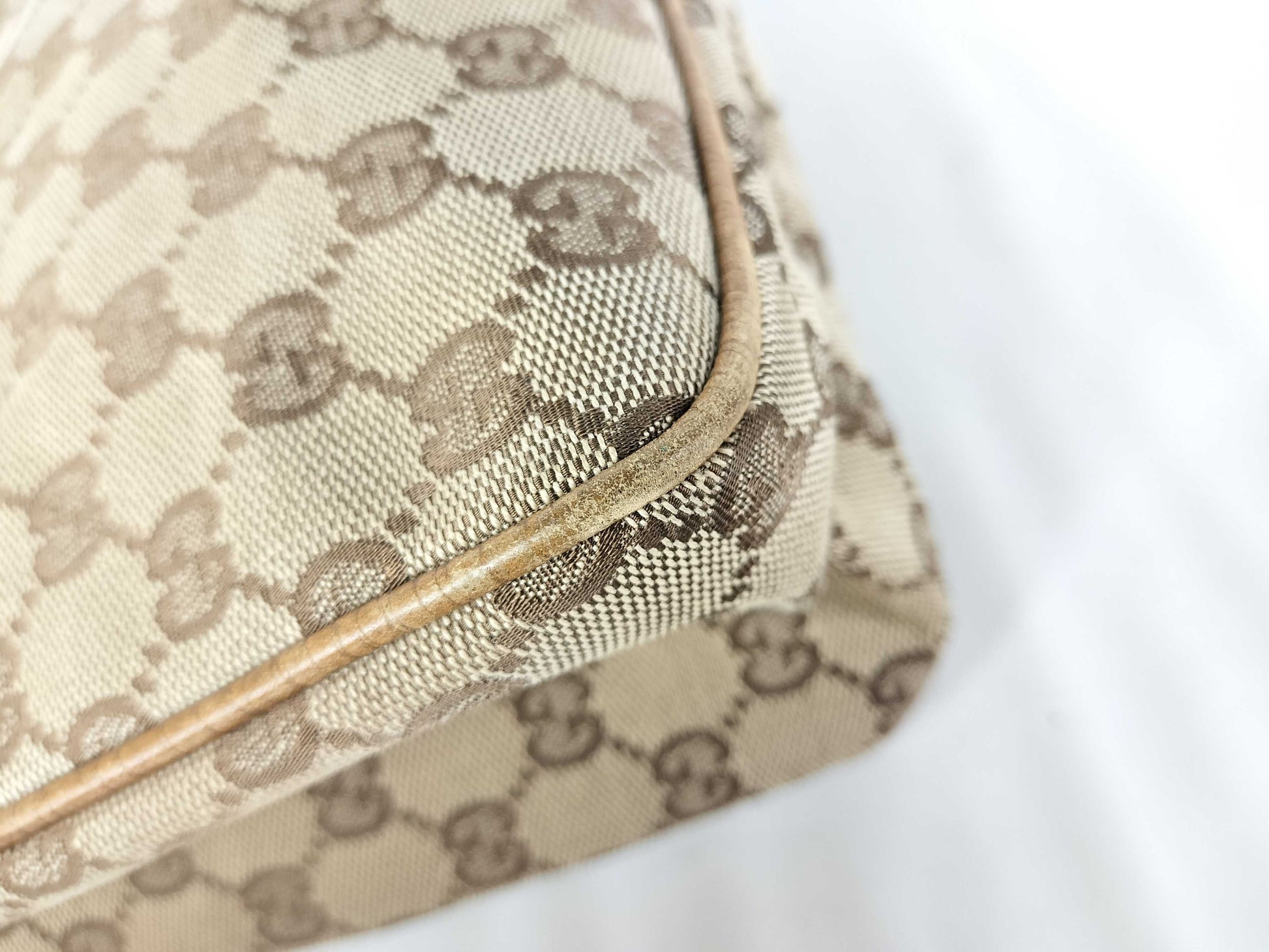 GUCCI GG Canvas One-Shoulder Bag / 106495 / Wood Handle / GG Canvas / Beige Shoulder Bag