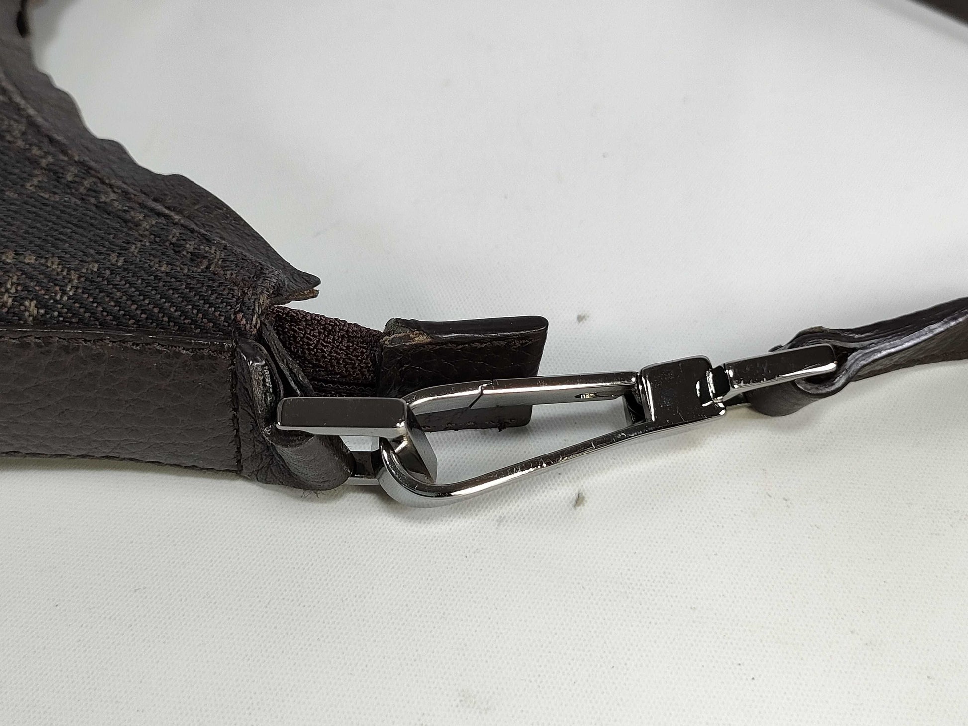 GUCCI GG Canvas One-Shoulder Bag/28335/GG Pattern/Jacquard/Dark Brown Shoulder Bag