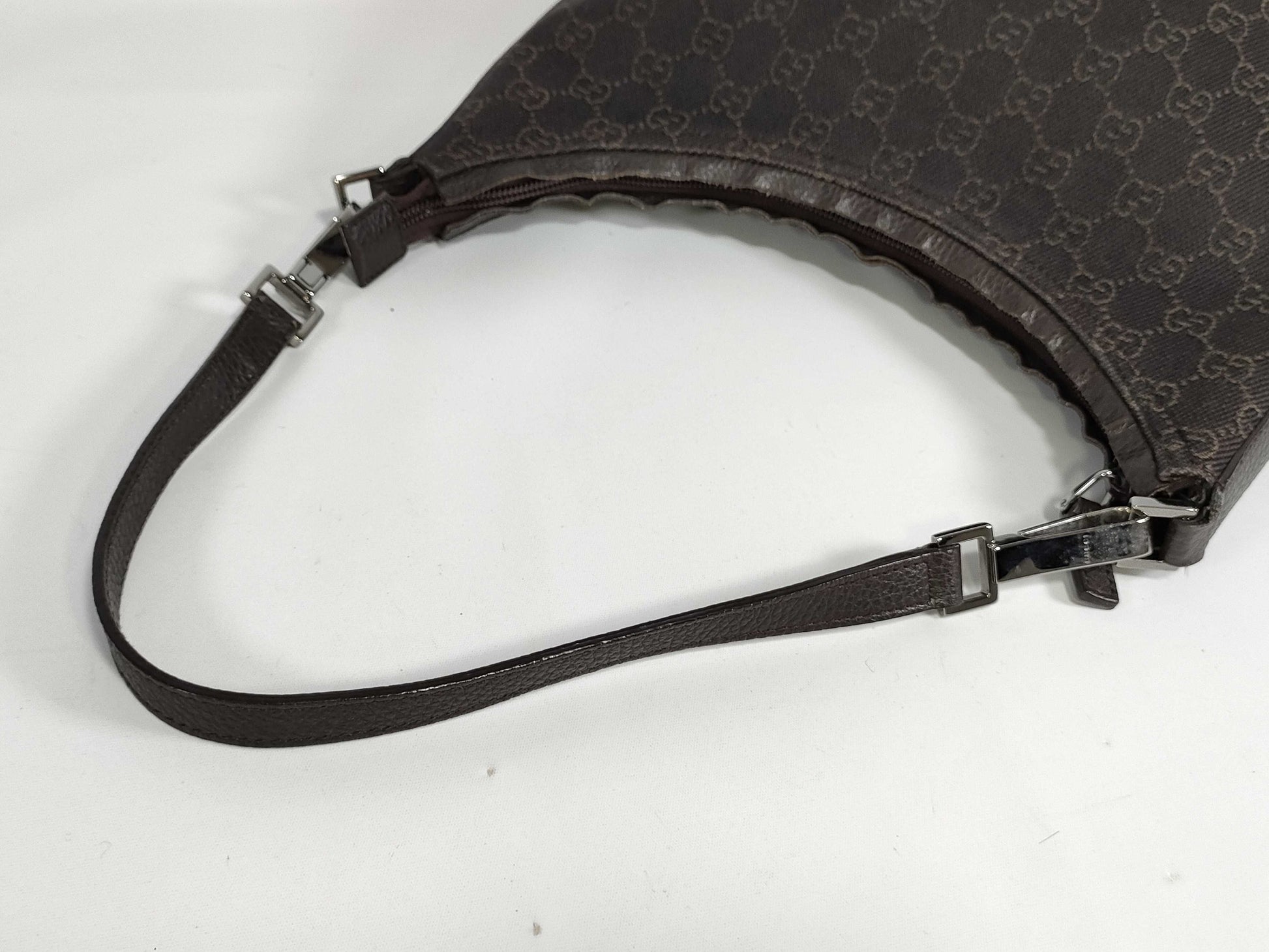 GUCCI GG Canvas One-Shoulder Bag/28335/GG Pattern/Jacquard/Dark Brown Shoulder Bag