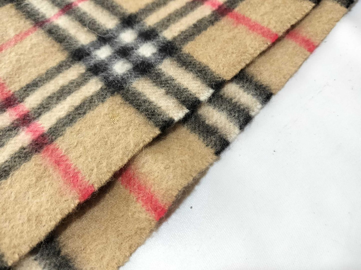 Burberrys Fringe Scarf, Nova Check, Made in England, 100% Cashmere, Beige