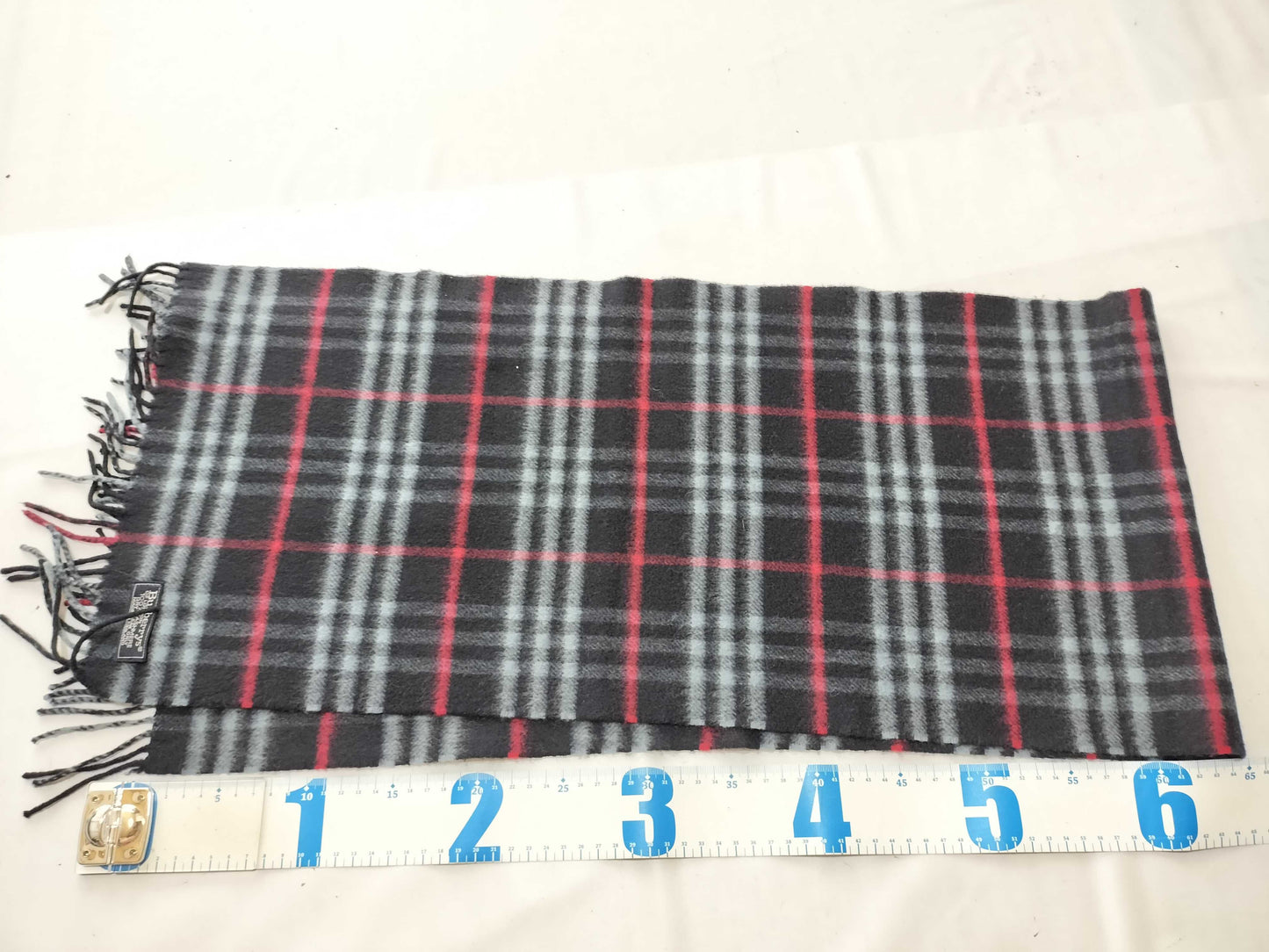 Burberrys Fringe Scarf, Nova Check, Made in England, 100% Cashmere, Navy