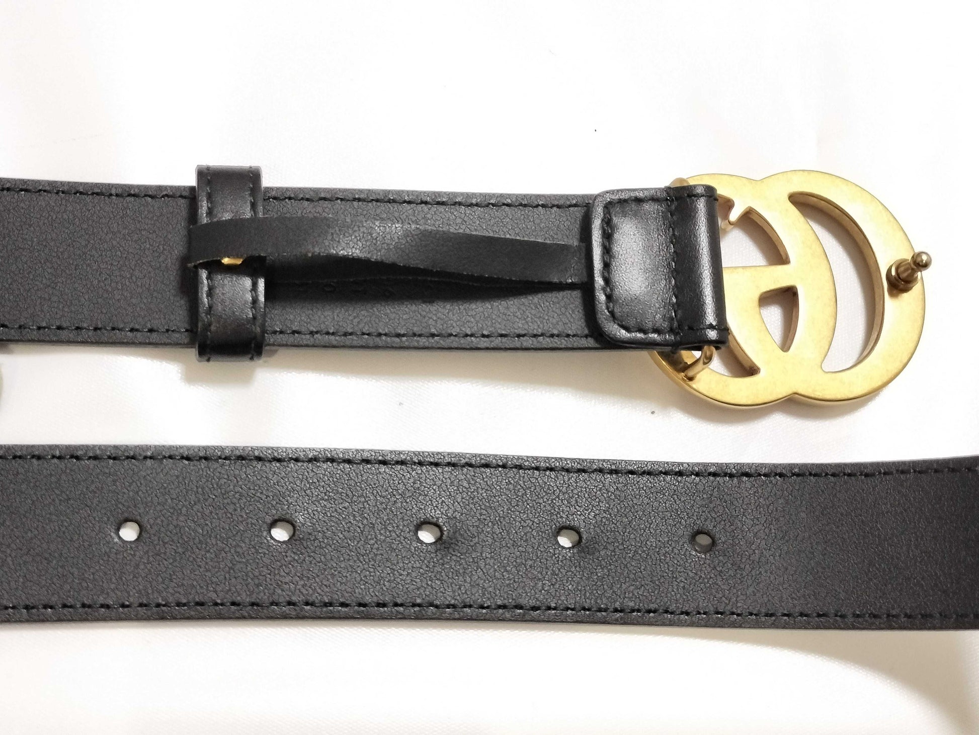 GUCCI 414516 GG Buckle Gold Black Leather Belt Size 75 Accessory