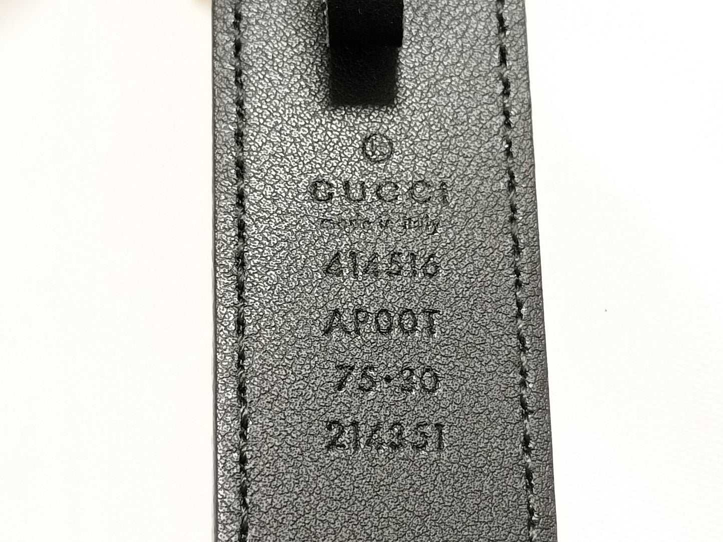 GUCCI 414516 GG Buckle Gold Black Leather Belt Size 75 Accessory