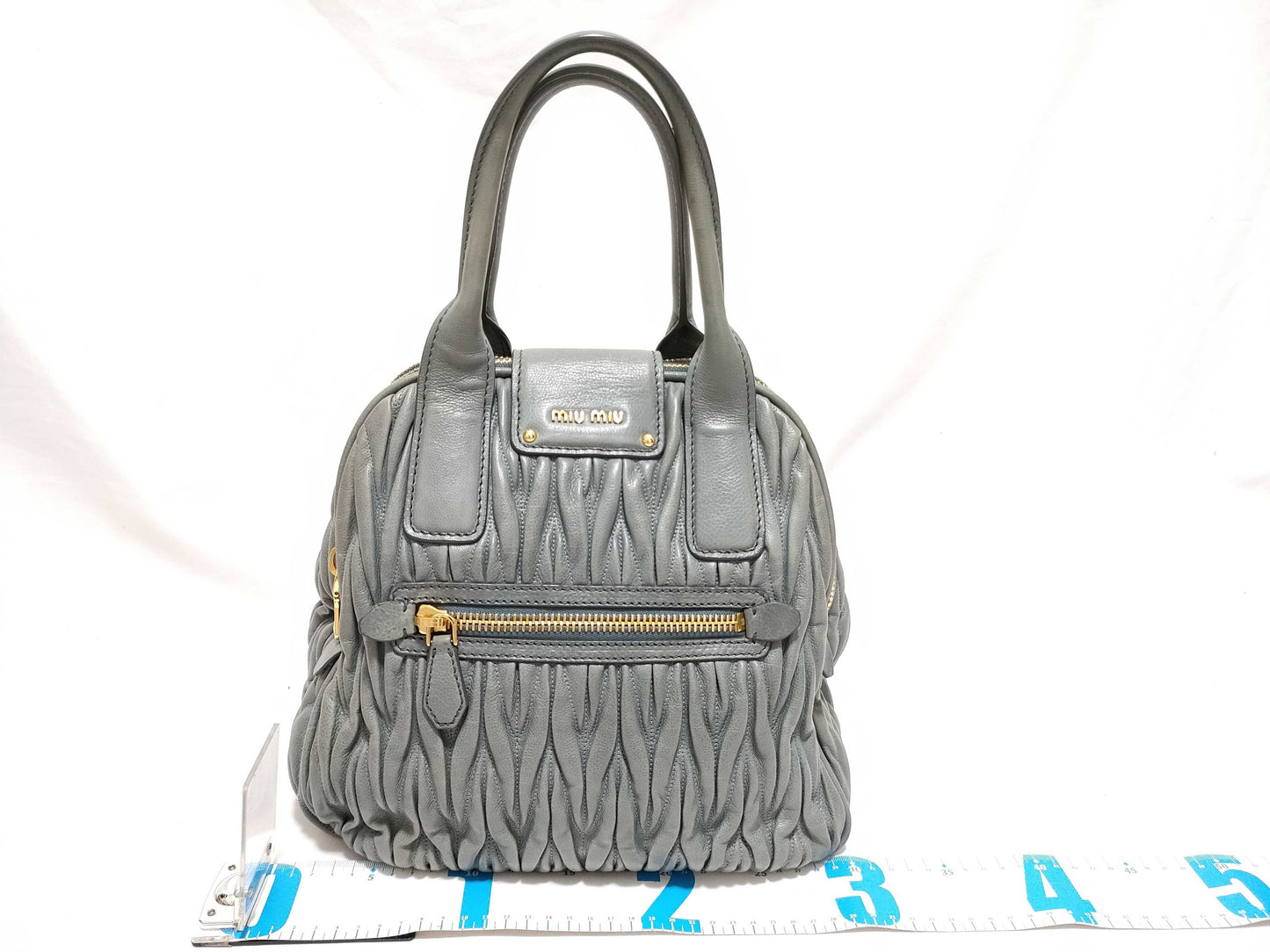 Miu Miu Miu Miu Matelasse 2-way handbag/shoulder bag with gold hardware