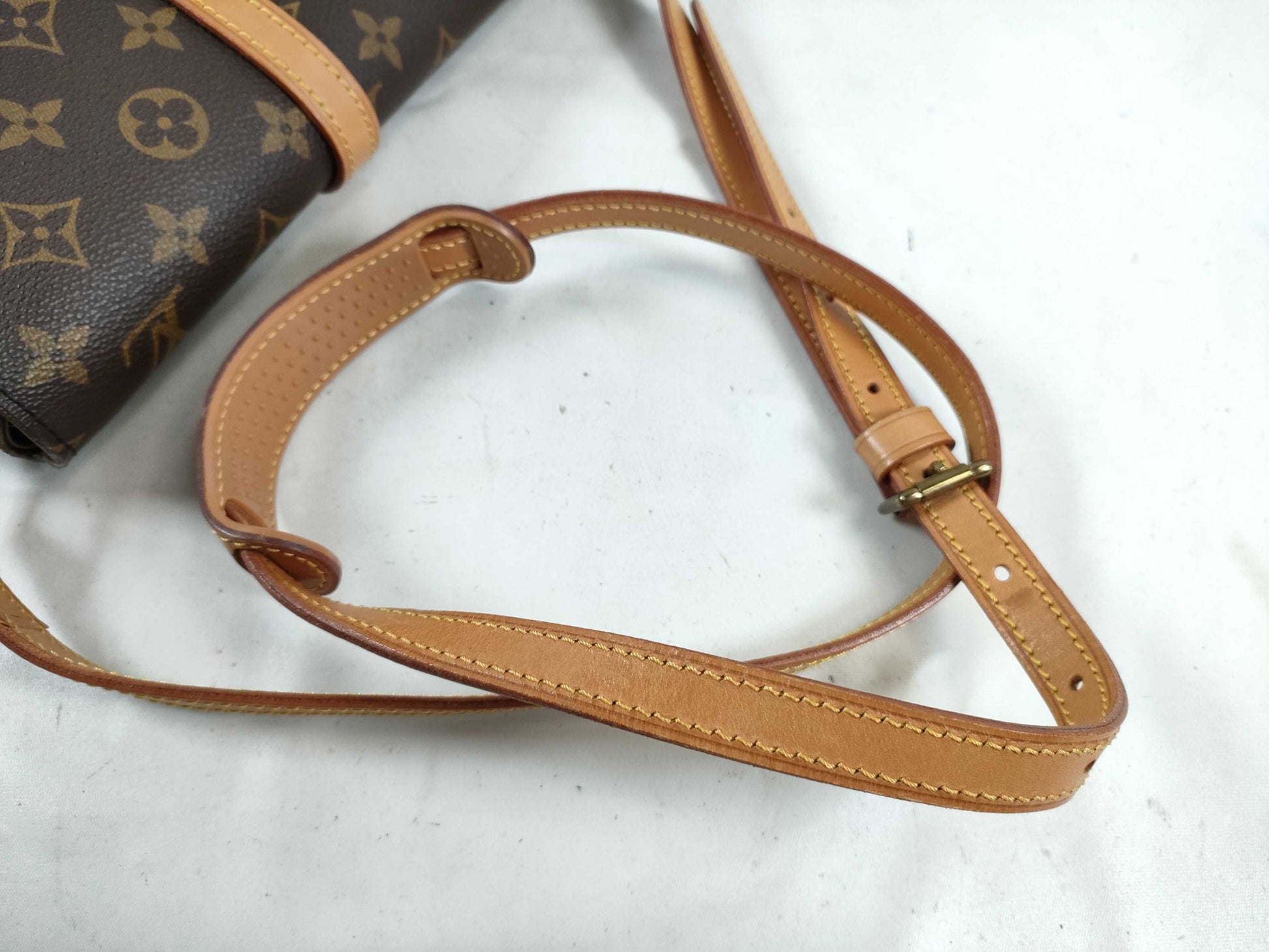 LOUIS VUITTON Monogram LV Chantilly MM M51233 Shoulder Bag