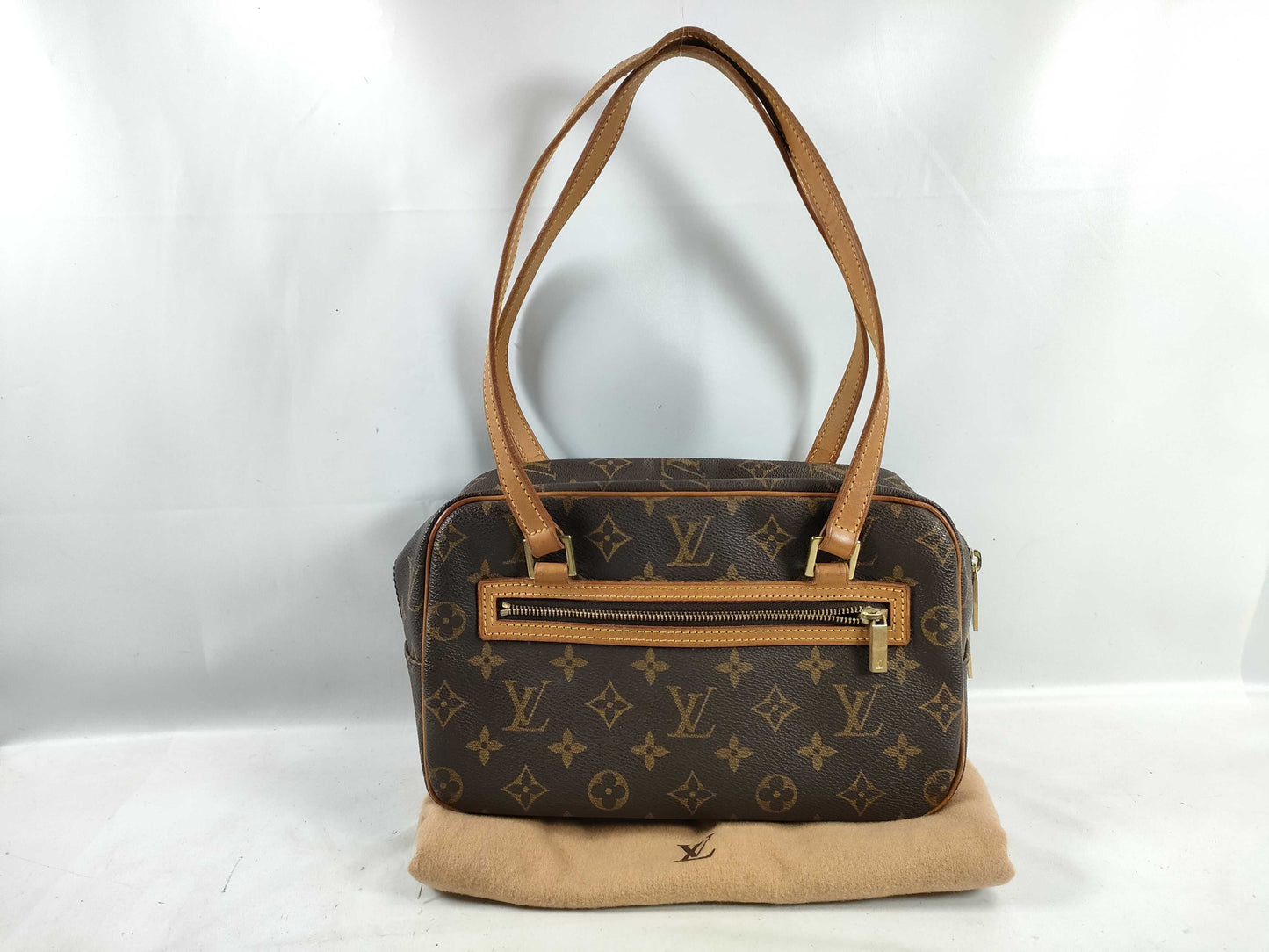 LOUIS VUITTON Monogram LV Cite MM M51182 Handbag