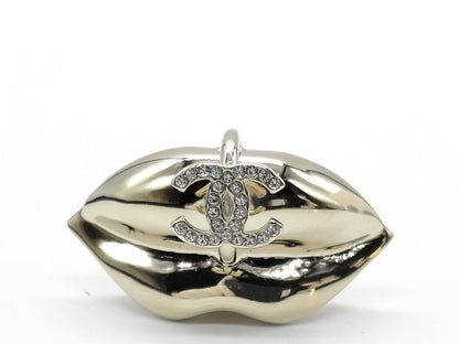 CHANEL Coco Mark CHANEL Coco Mark Lip Design Motif Brooch Brooch