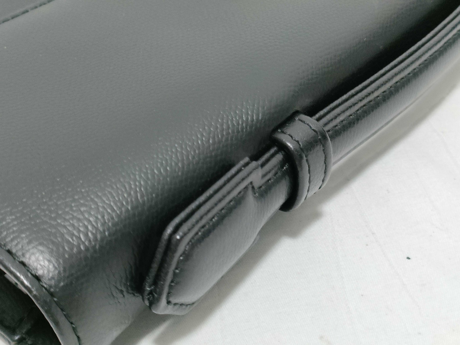 Yves Saint Laurent YSL Cassandra handbag/business bag