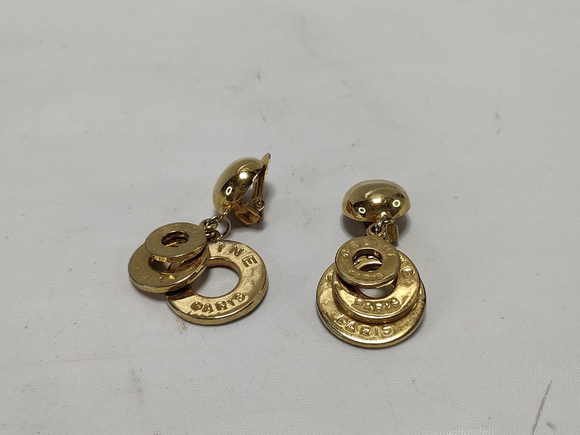 CELINE Circle Earrings
