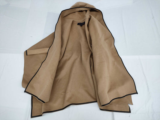 LOUIS VUITTON Cape Beige Size 40 Coat