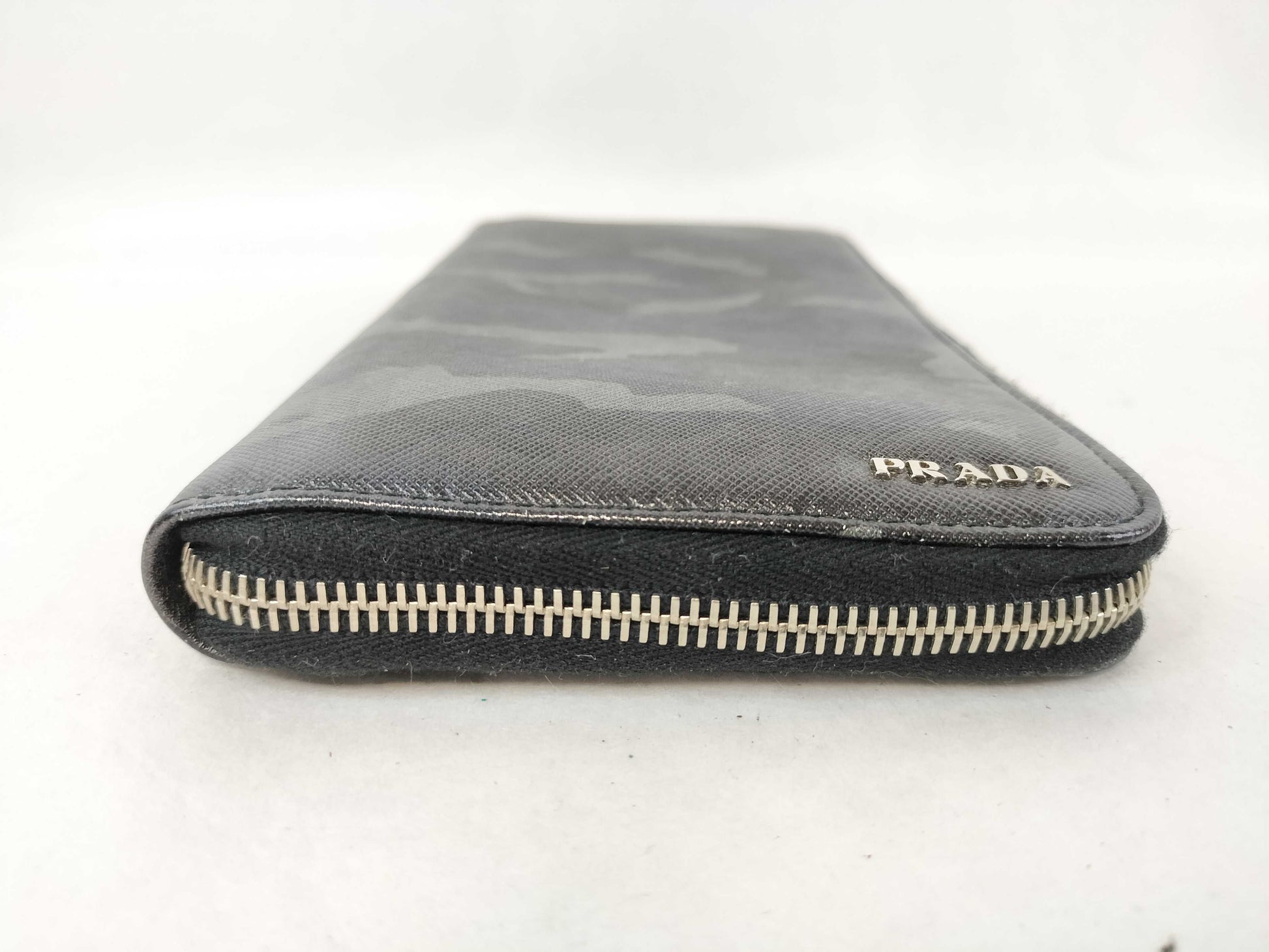 PRADA Camouflage Zippy Organizer Leather Wallet 2M1220