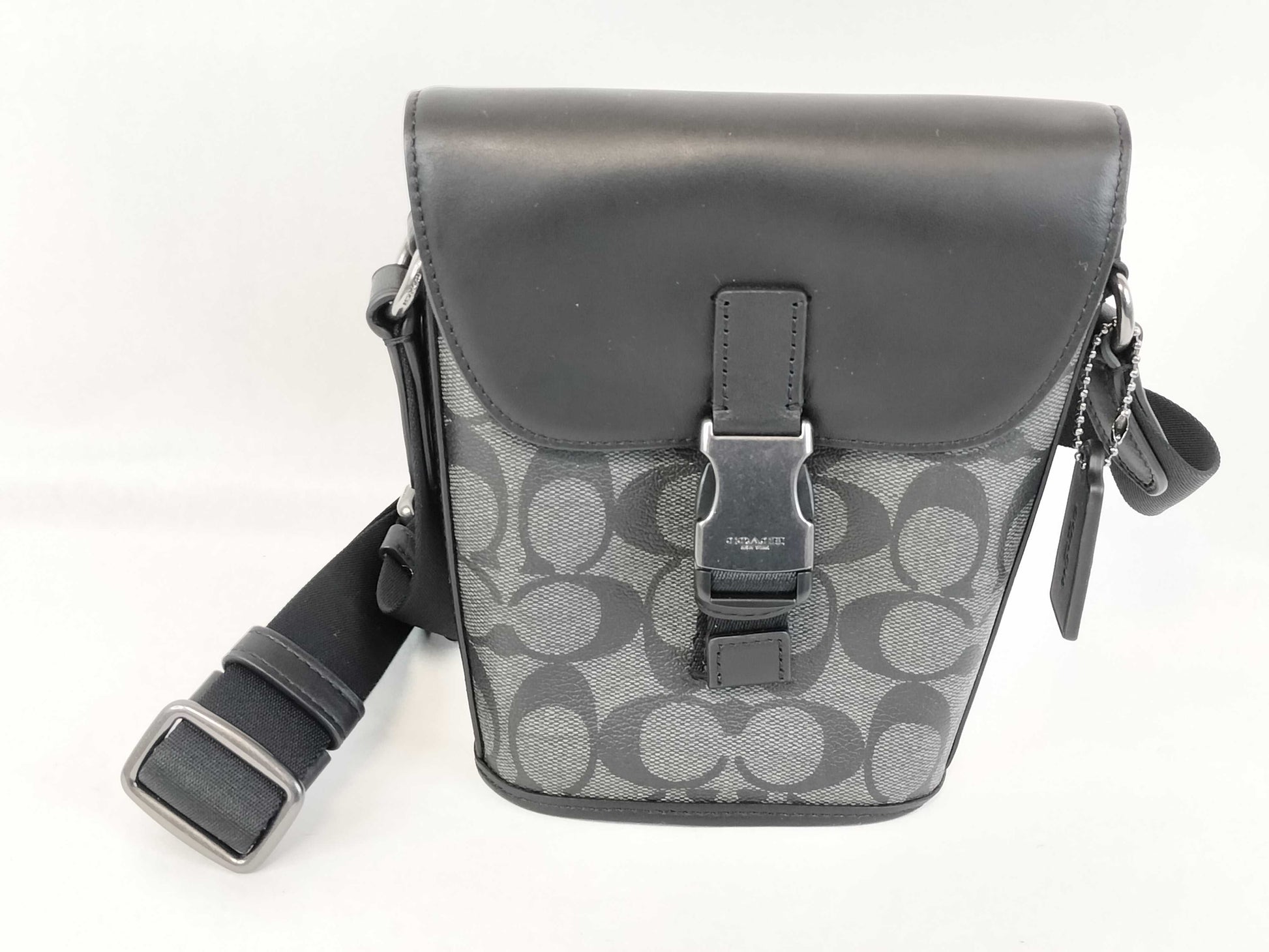 COACH Signature Track Small Flap Crossbody Shoulder Bag in Signature Leather C3134