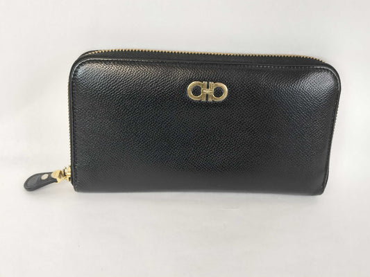 Salvatore Ferragamo Salvatore Ferragamo Round Zip Wallet Black Leather Gancini Wallet
