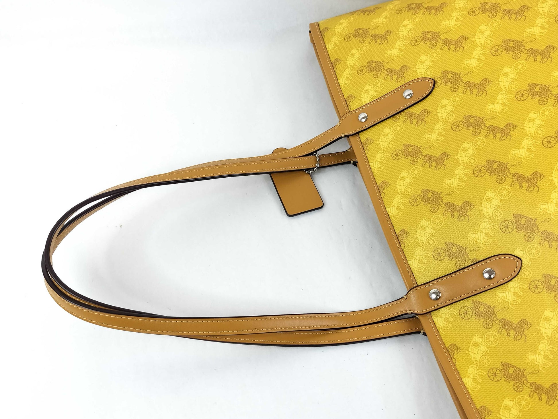 COACH Horse and Carriage Tote Bag in Yellow Multi Leather F82134