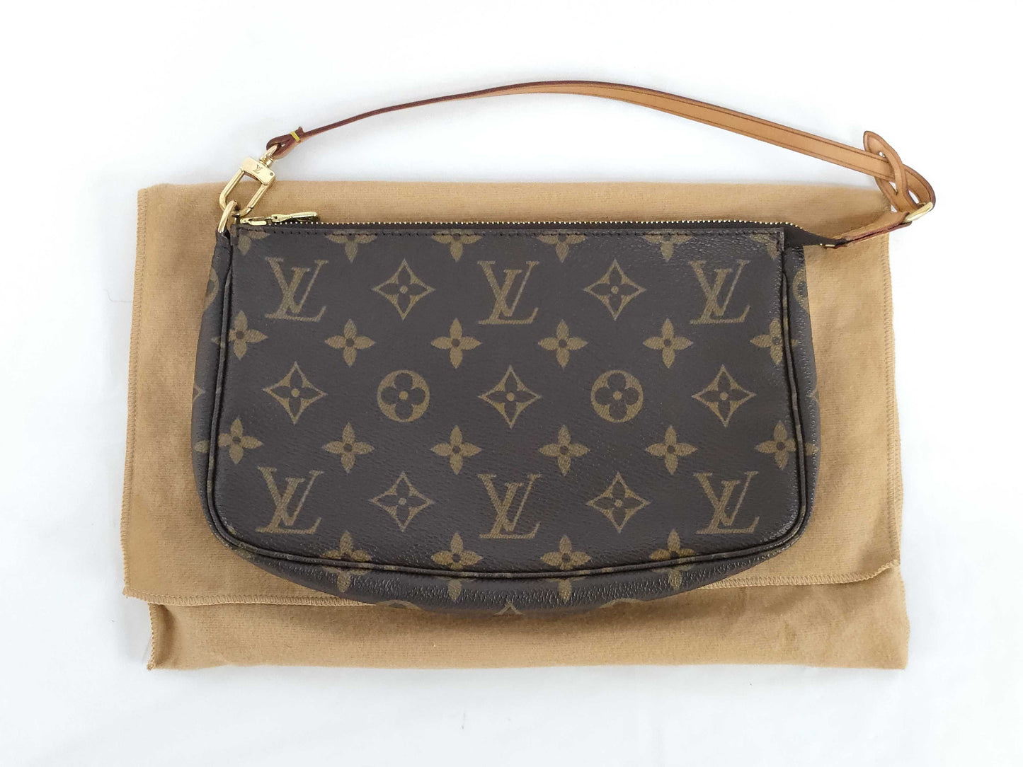 LOUIS VUITTON Monogram Pochette Accessoires M51980 Pouch