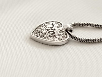 Dior Dior Heart Logo Silver Color Necklace Necklace Necklace