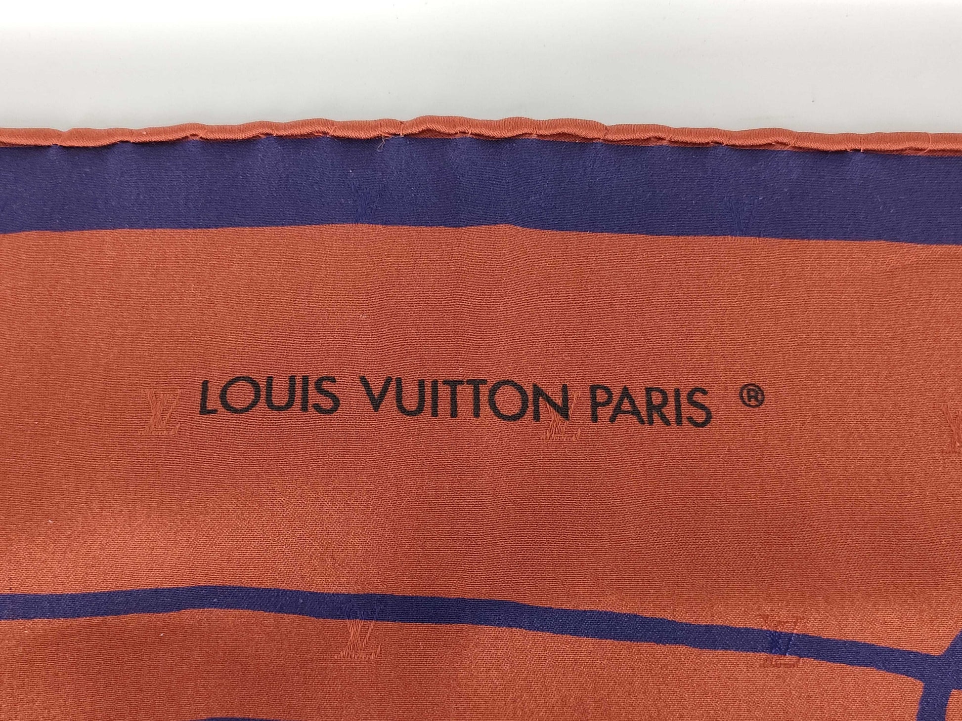 LOUIS VUITTON LV Lavaliere Chemin Fusan by André Putman Scarf, Model Number Unknown