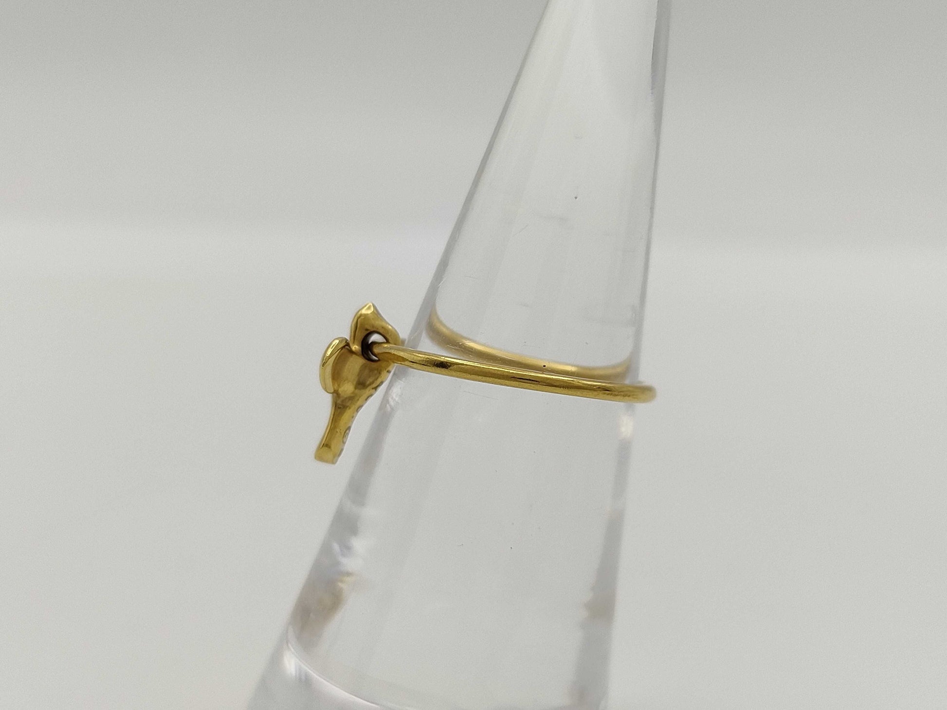 Tiffany & Co. Bird Cross 18K 2.0g Ring 