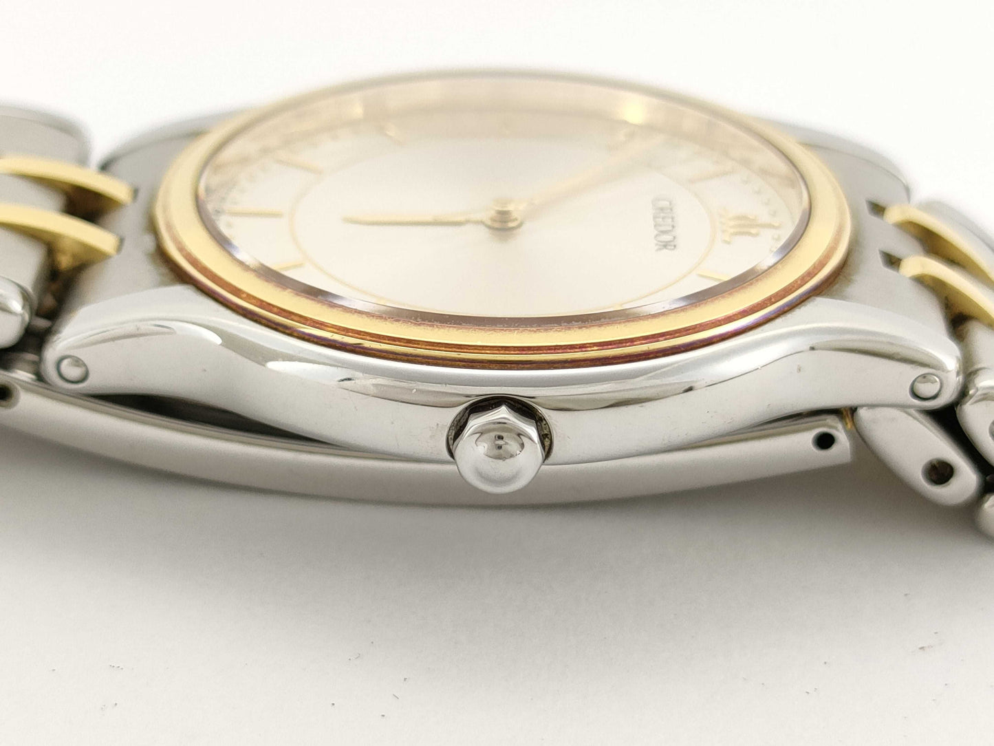 SEIKO 9571-6020 100177 Women's Watch, Not Working/No Operational Guarantee