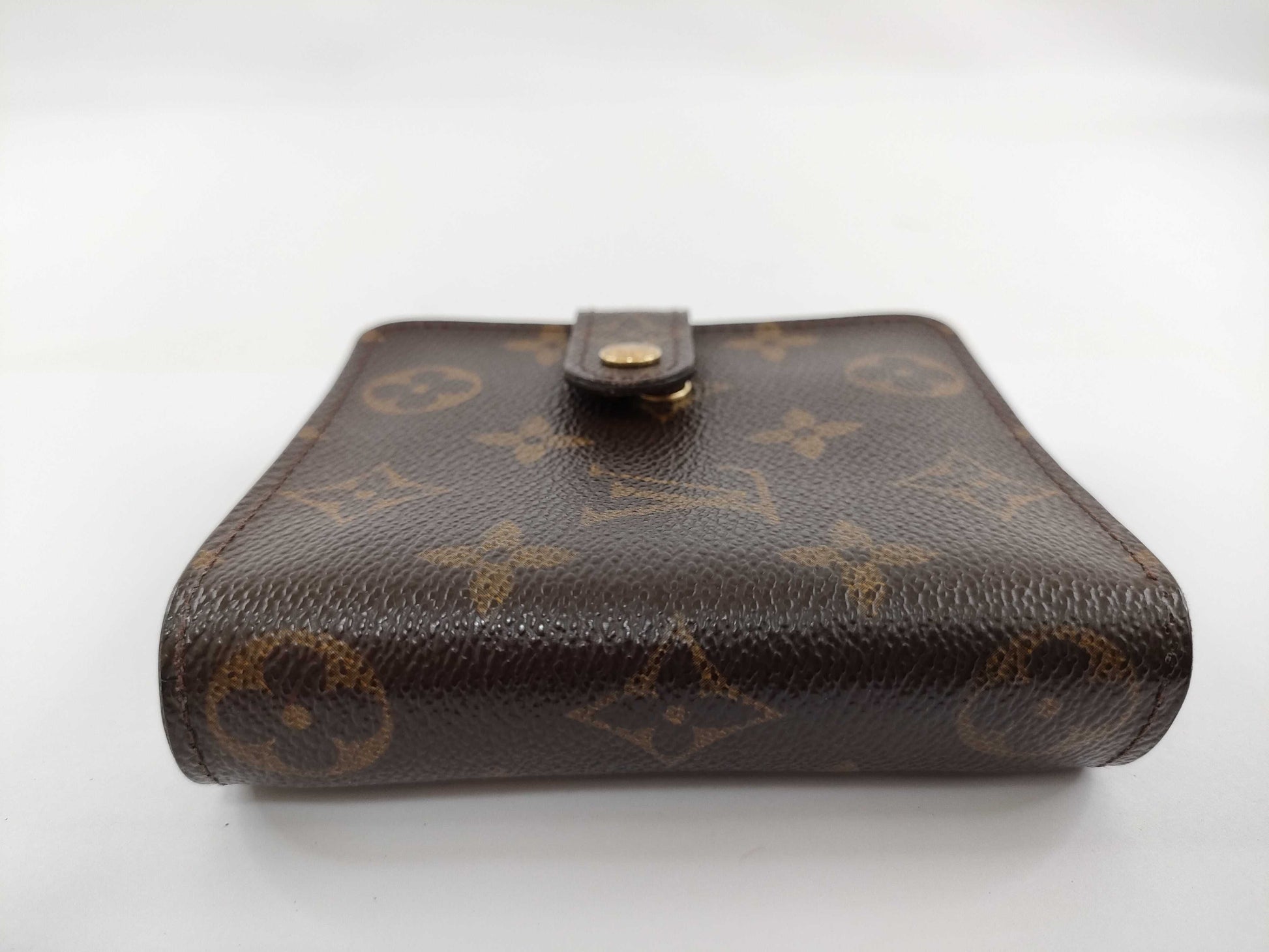 LOUIS VUITTON Monogram LV Monogram Compact Zip Wallet M61667 MI1919