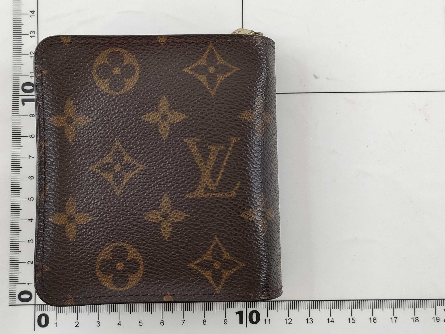 LOUIS VUITTON Monogram LV Monogram Compact Zip Wallet M61667 MI1919