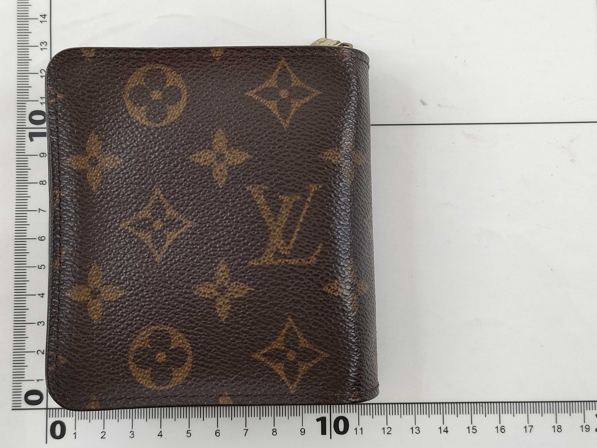 LOUIS VUITTON Monogram LV Monogram Compact Zip Wallet M61667 MI1919