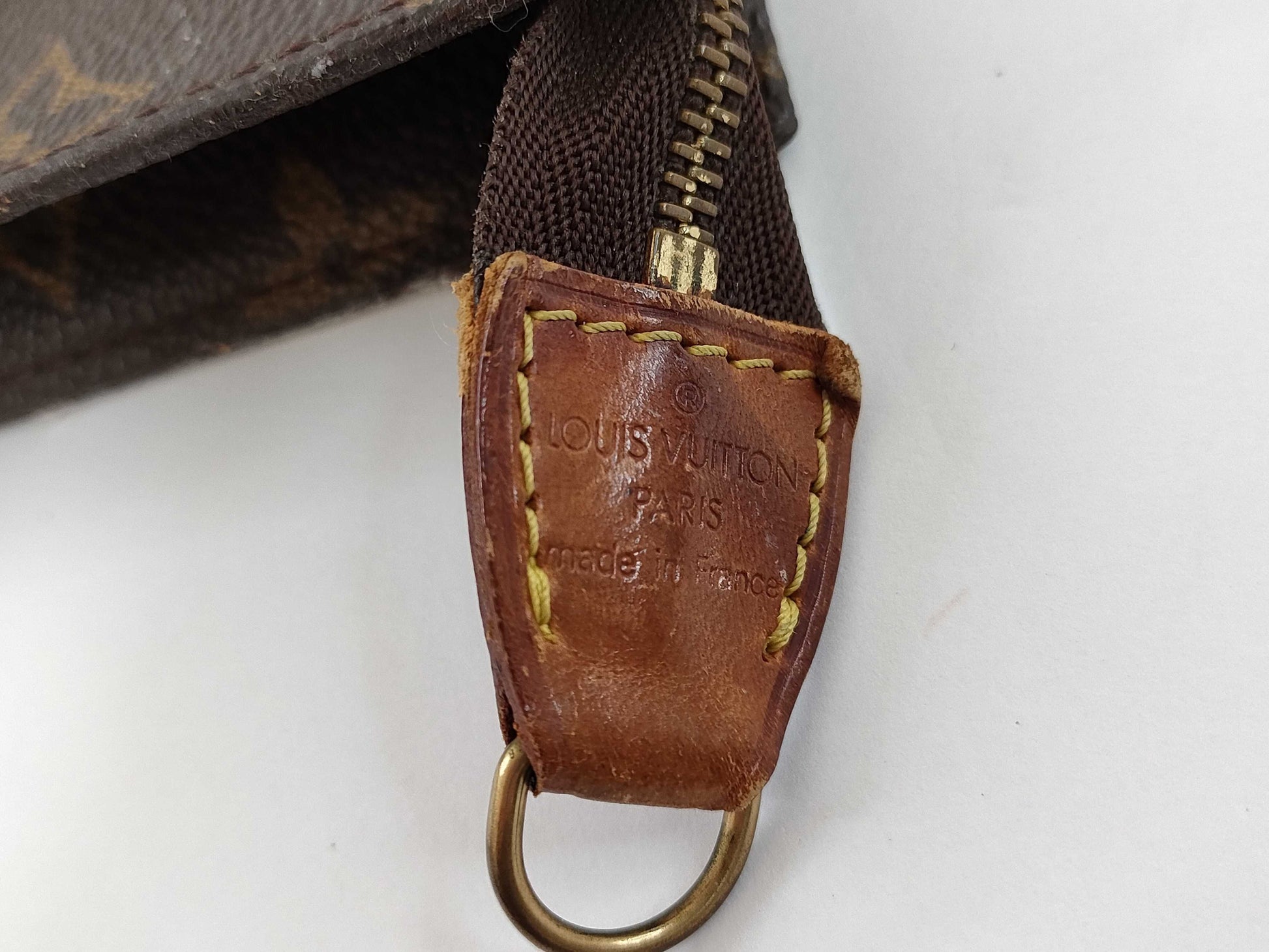 LOUIS VUITTON Monogram LV Monogram Bucket PM Attached Pouch M42238 AR0998 Pouch