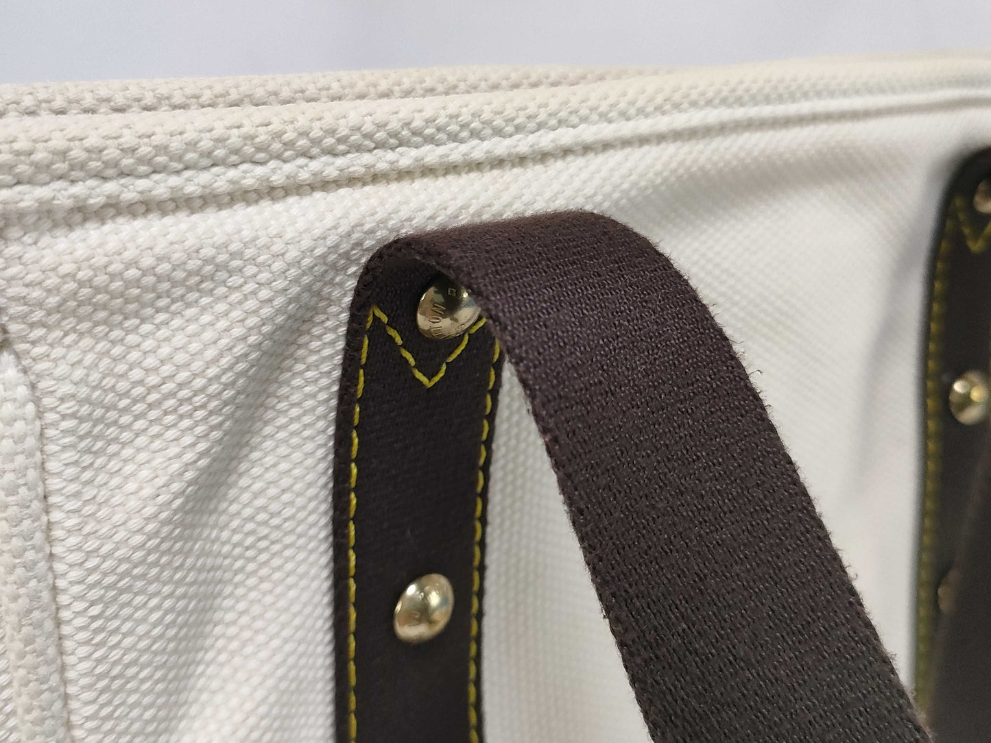 LOUIS VUITTON Cabas MM Ecru Tote Bag