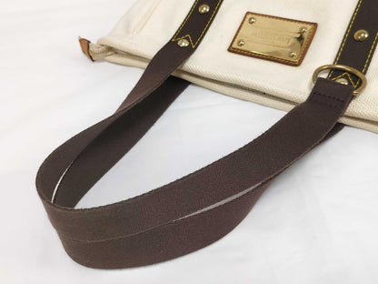 LOUIS VUITTON Cabas MM Ecru Tote Bag