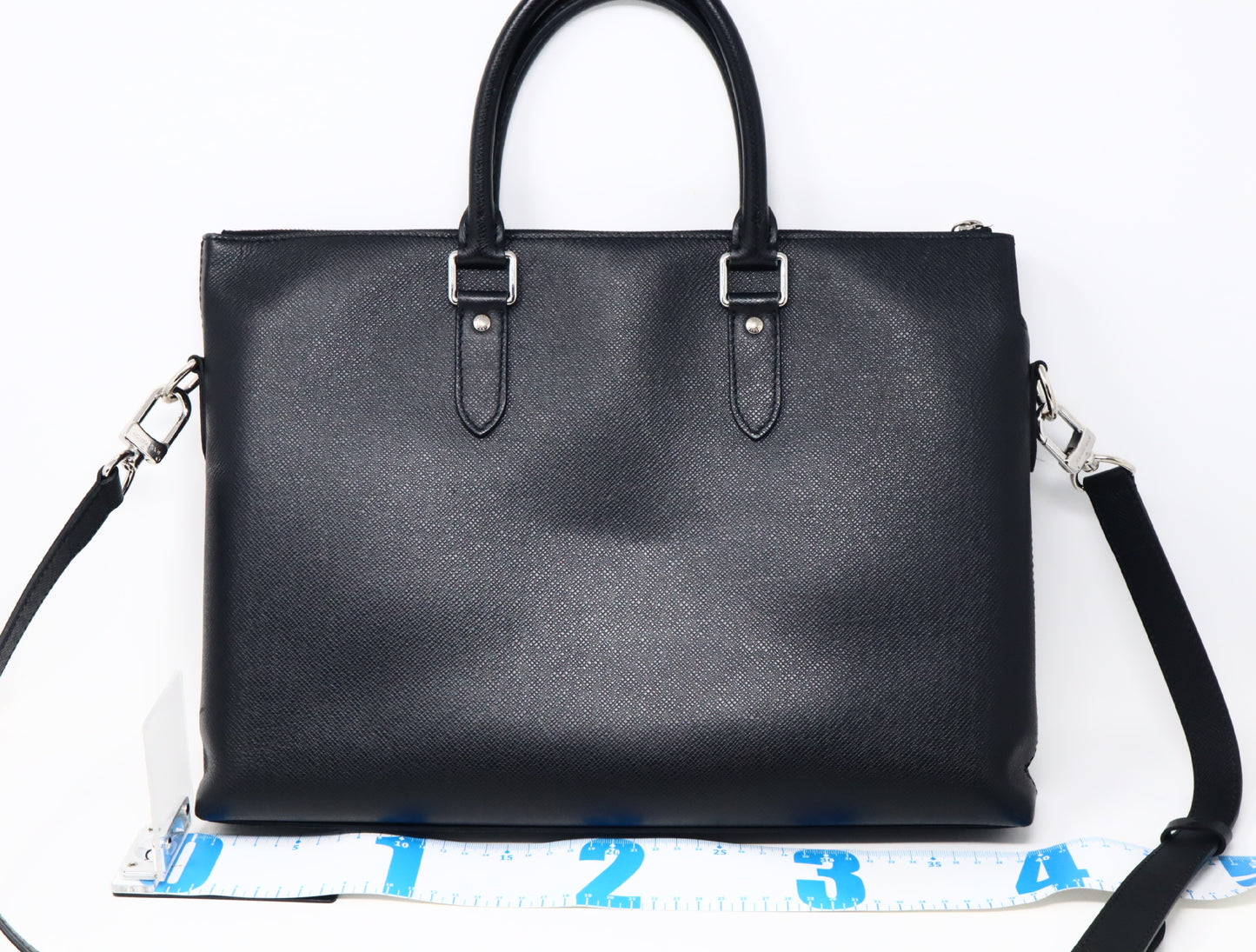 LOUIS VUITTON Taiga Slim Briefcase M30810 Business Bag