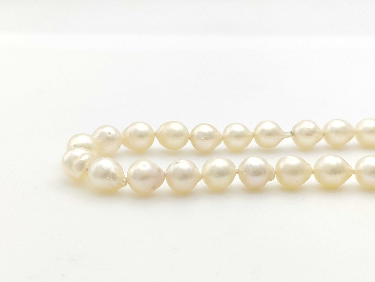 Semi-Round Pearl Necklace, Diameter: Approx. 7.6-7.8mm, 18K Gold, 31.8g 