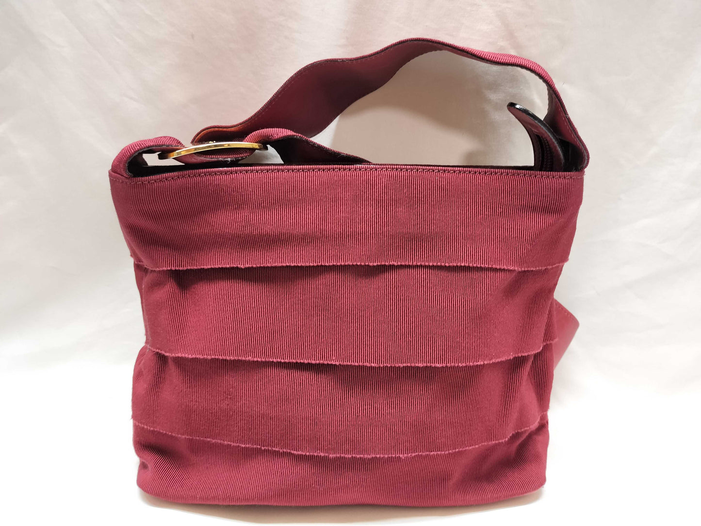 Salvatore Ferragamo bag shoulder bag Ferragamo shoulder bag