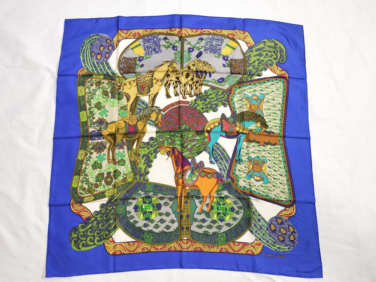 HERMES Carre Other Scarves Hermes Scarves