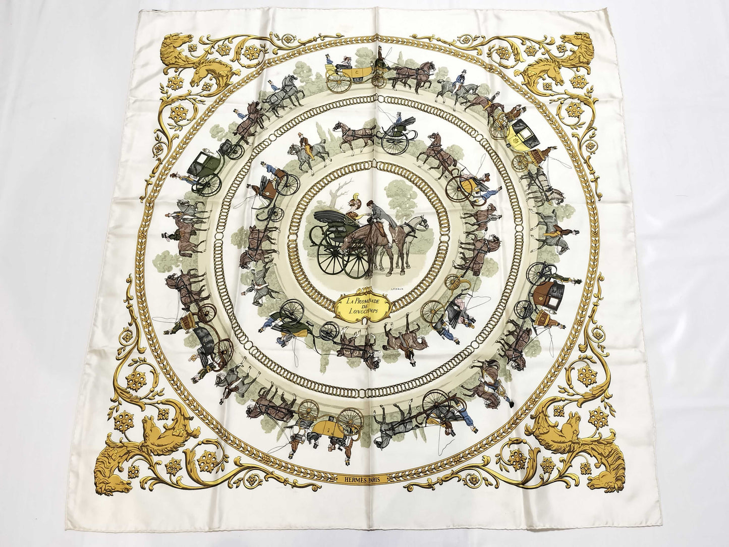 HERMES Carre HERMES Carre 70 Scarf Silk Scarf