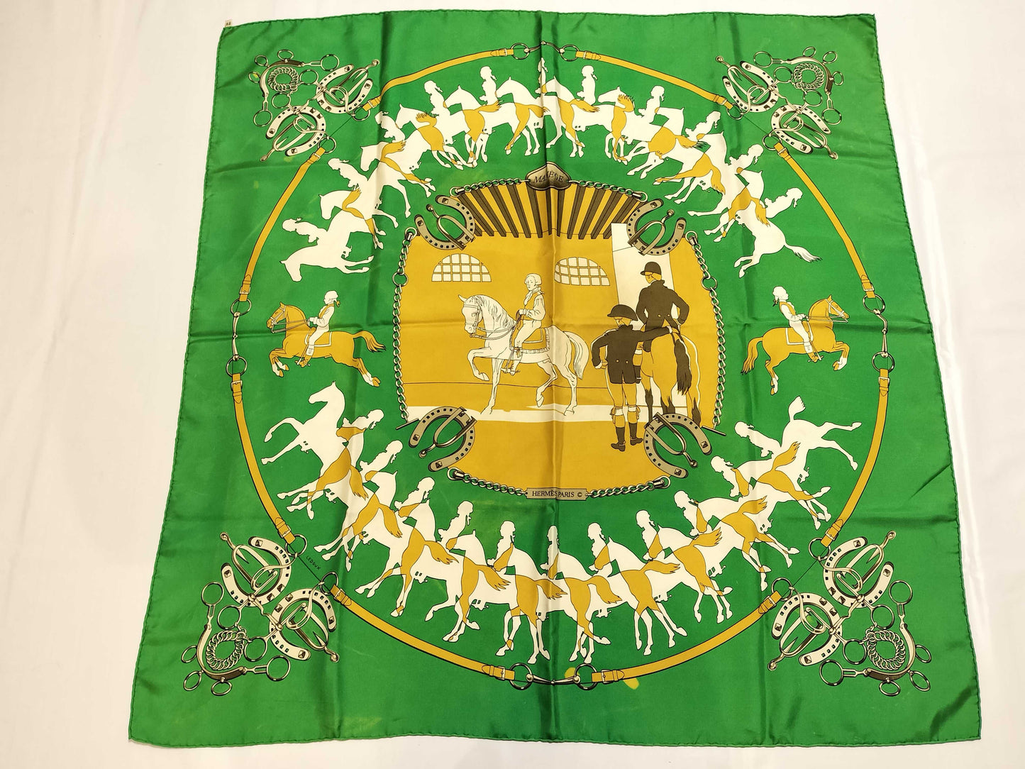 HERMES Carre HERMES Carre 90 Scarf Silk Scarf