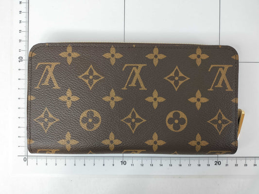 LOUIS VUITTON Monogram Zippy Wallet, Long Wallet with Round Zip, RFID Verified, Unused