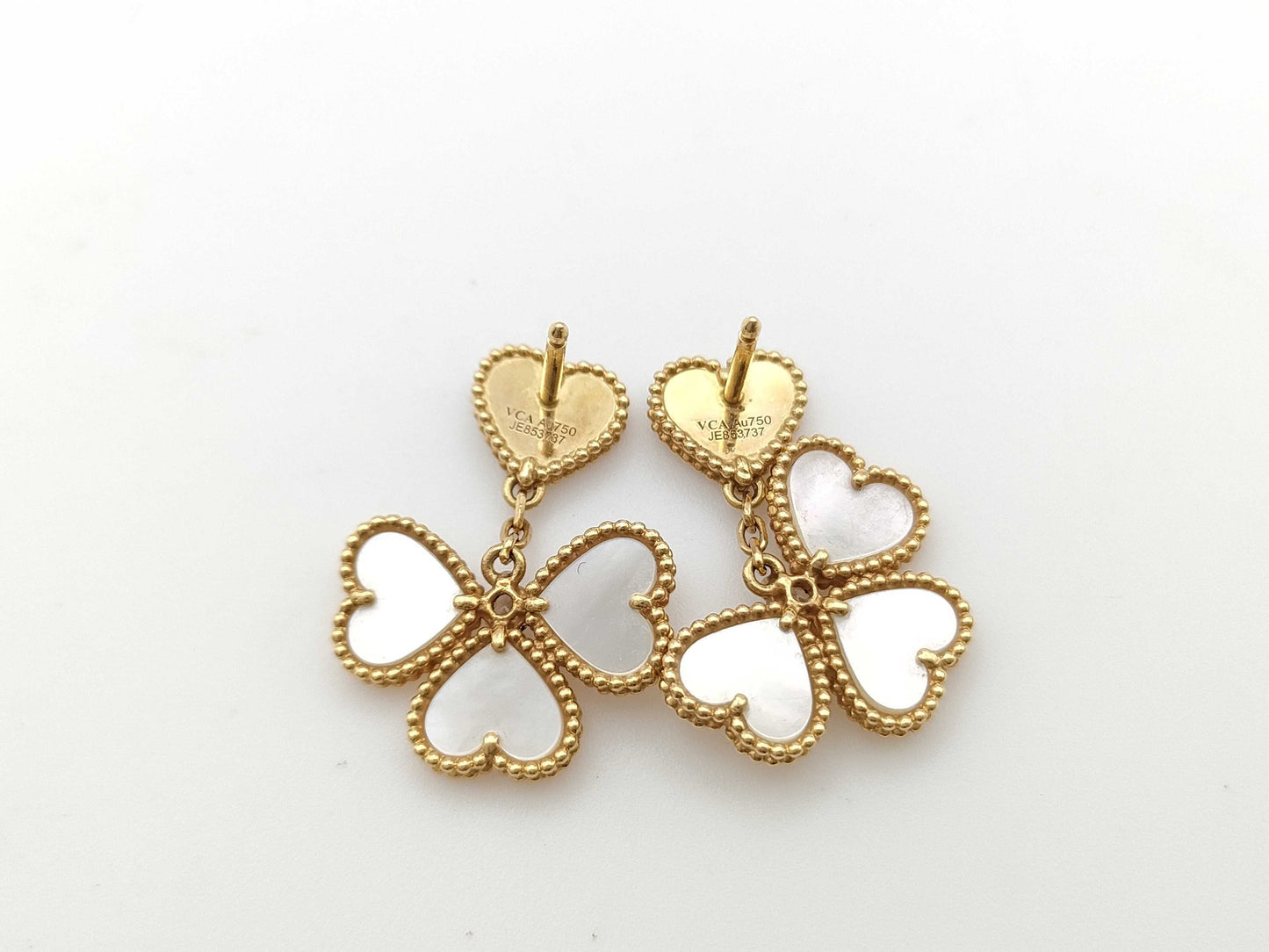 Van Cleef & Arpels Sweet Alhambra F-Yage Mother-of-Pearl Diamond Earrings in Yellow Gold and Au750, 6.3g 