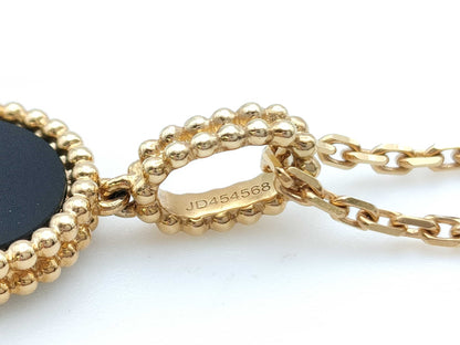 Van Cleef & Arpels Magic Alhambra Onyx Necklace in Yellow Gold and Au750, 16.2g 