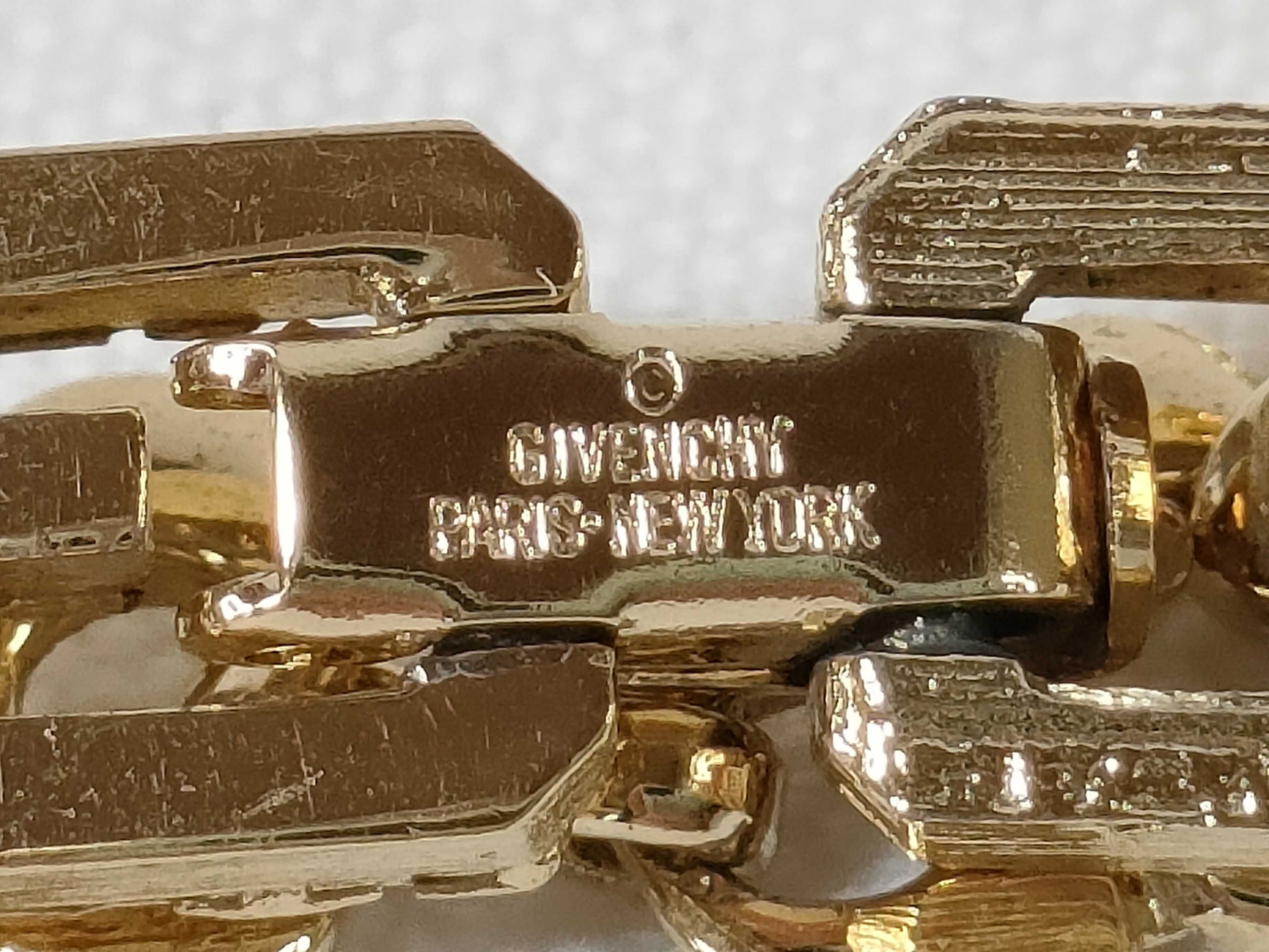 GIVENCHY Necklace 19.9g Necklace