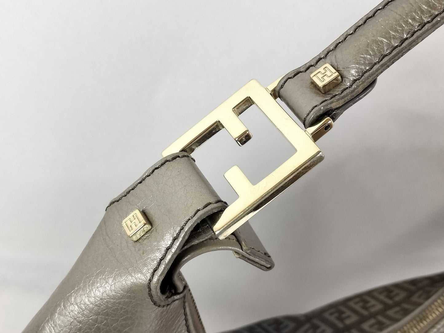 FENDI Zucca pattern Fendi one-shoulder bag in Zucchino canvas and leather, gray, 8BR620 shoulder bag
