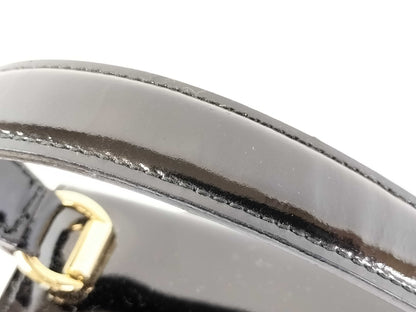 Salvatore Ferragamo Vara 2-way handbag in patent leather with Vara ribbon in black