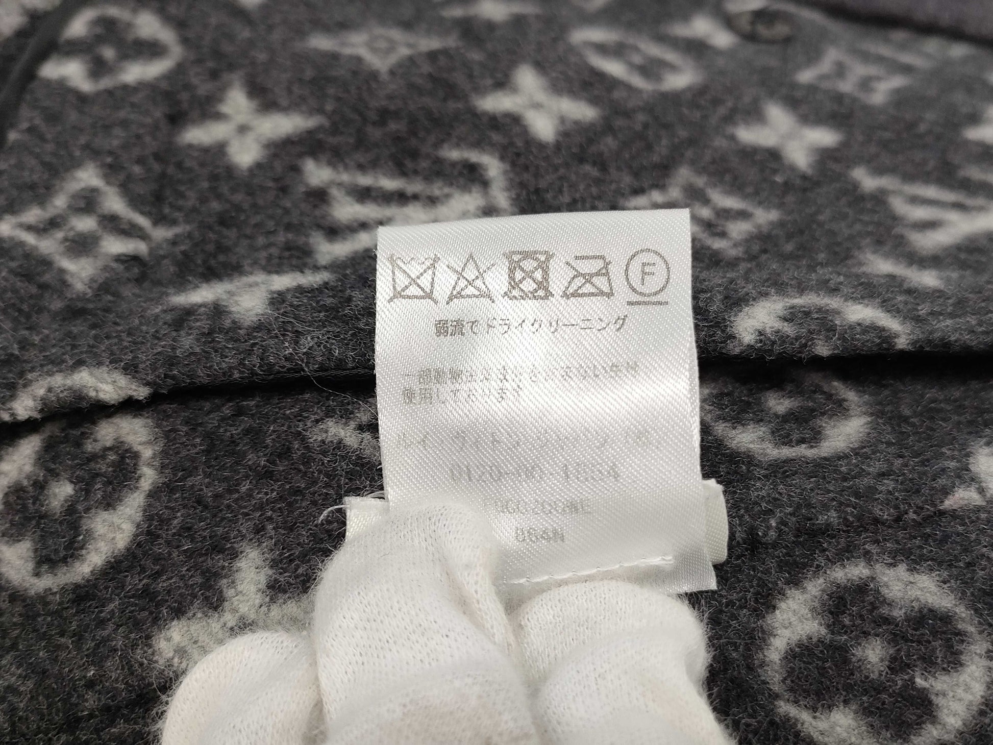 LOUIS VUITTON Wool and Silk Monogram Hoodie Black 34 Coat