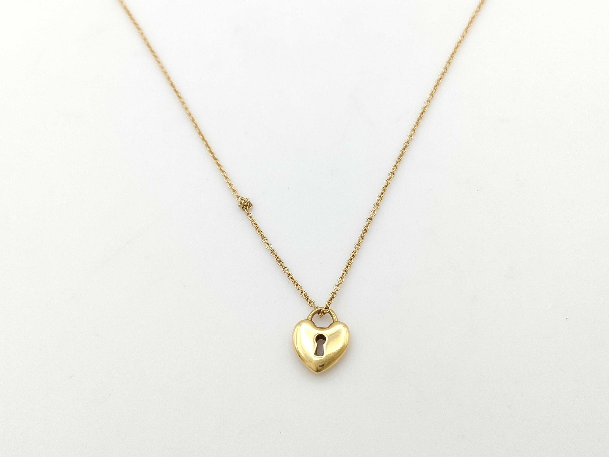 Tiffany & Co. Heart Lock Yellow Gold 750 3.4g Necklace 