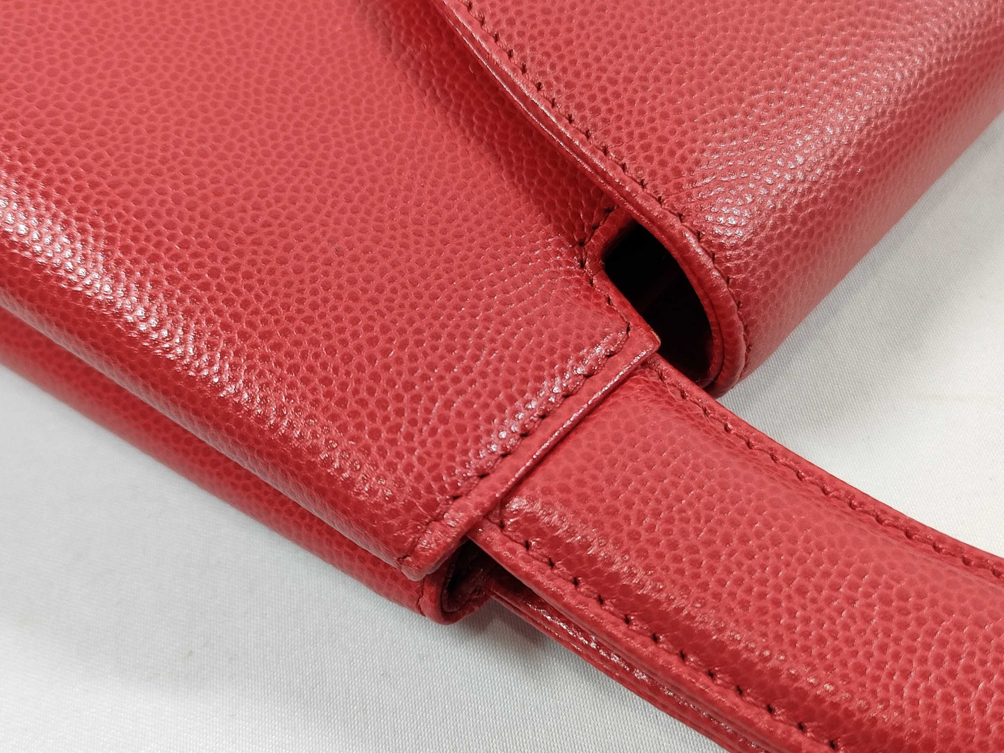 CHANEL Turnlock Handbag Caviar Red GP Handbag